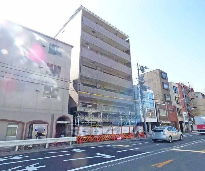 京都府京都市上京区藁屋町 7階建