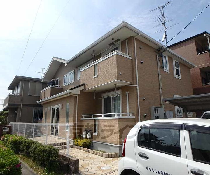 大阪府枚方市町楠葉２丁目 2階建