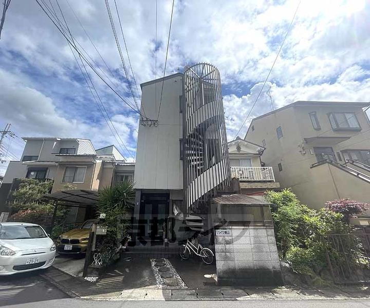 京都府京都市右京区太秦川所町 賃貸マンション