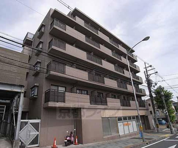 京都府京都市伏見区鍋島町 6階建 築29年4ヶ月