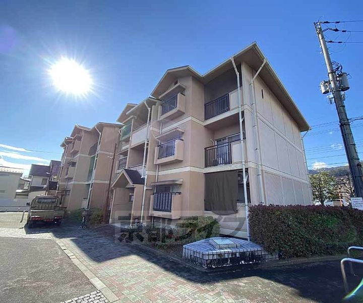 京都府京都市右京区嵯峨大覚寺門前井頭町 3階建 築31年6ヶ月