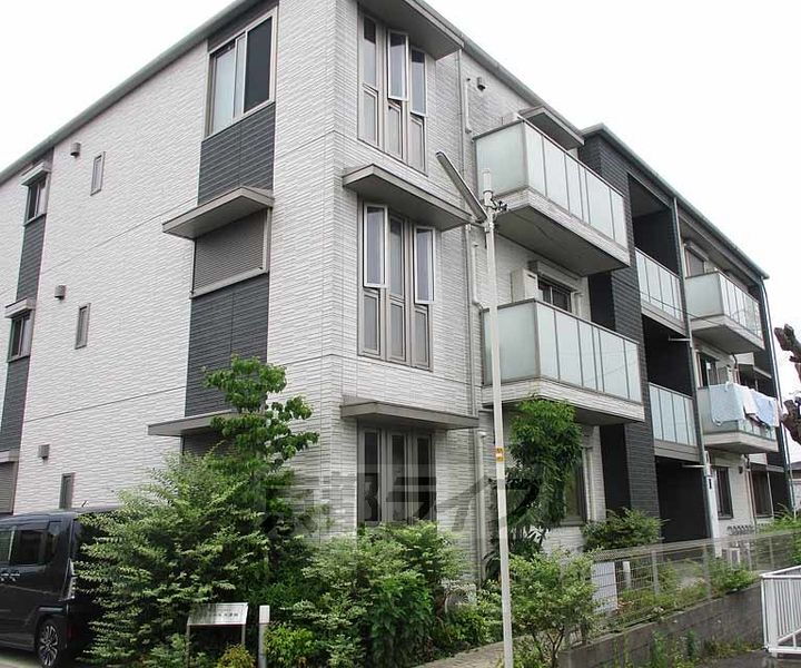 京都府城陽市久世北垣内 賃貸マンション