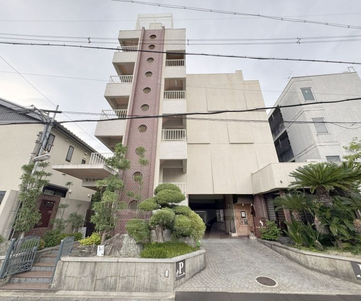 京都府京都市伏見区舞台町 賃貸マンション