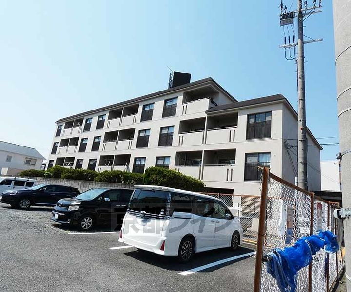 京都府京都市伏見区奈良屋町 4階建 築40年10ヶ月