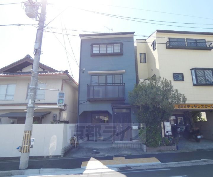京都府京都市北区小松原北町 賃貸一戸建て
