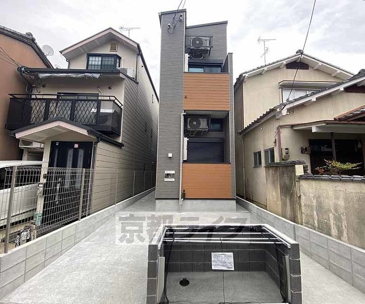 京都府京都市右京区花園寺ノ前町 賃貸アパート