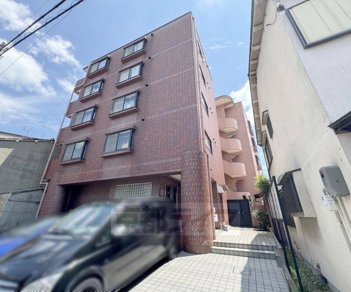 京都府京都市伏見区深草フチ町 賃貸マンション