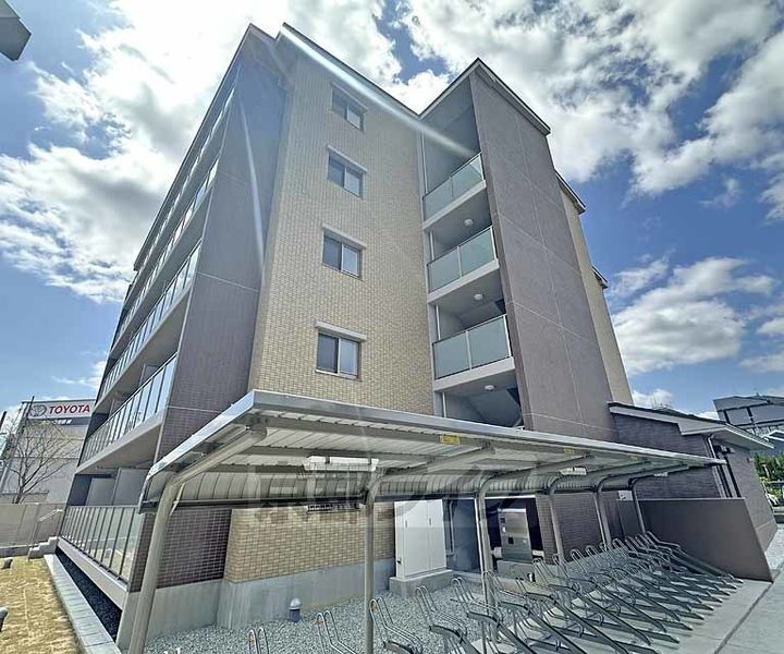 京都府京都市西京区上桂森下町 賃貸マンション