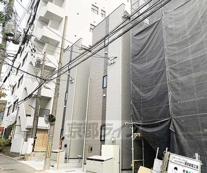 京都府京都市山科区椥辻中在家町 賃貸アパート