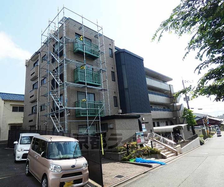 京都府京都市伏見区桃山井伊掃部西町 賃貸マンション