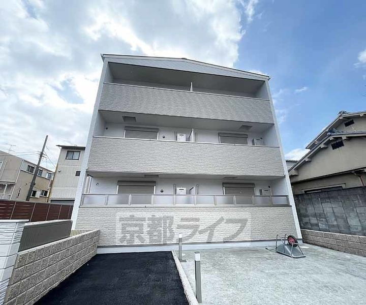 京都府長岡京市滝ノ町１丁目 賃貸アパート