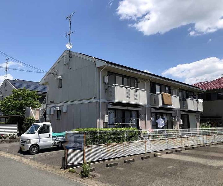 京都府京都市西京区樫原山路 2階建