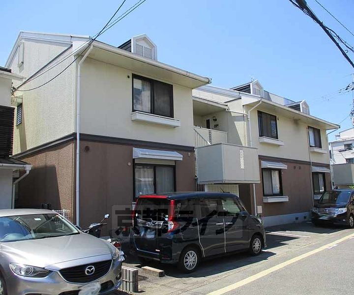 京都府京都市西京区桂河田町 2階建