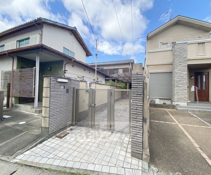 京都府京都市右京区嵯峨広沢西裏町 賃貸一戸建て