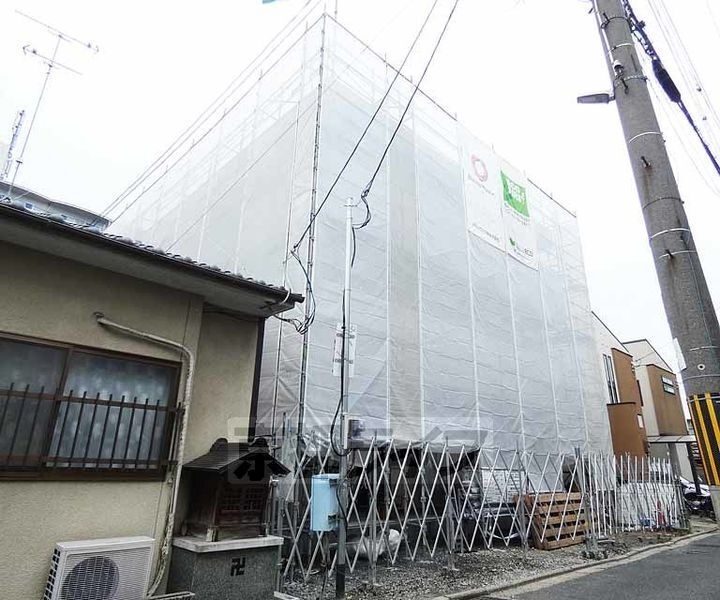 京都府京都市伏見区深草佐野屋敷町 3階建 