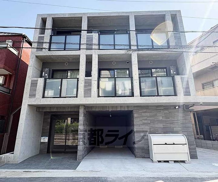 ＴＨＥ　ＧＡＲＮＥＴ　ＳＵＩＴＥ　ＲＥＳＩＤＥＮＣＥ　山科Ｗ 3階建