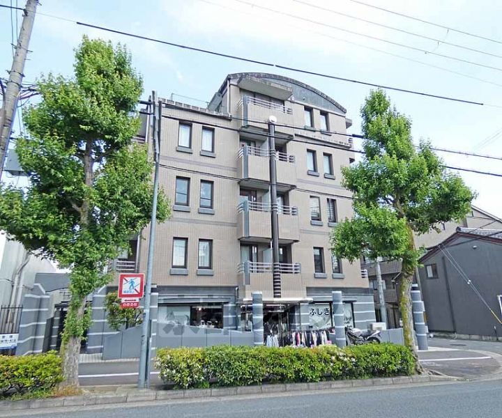 京都府京都市北区衣笠天神森町 5階建 築31年2ヶ月