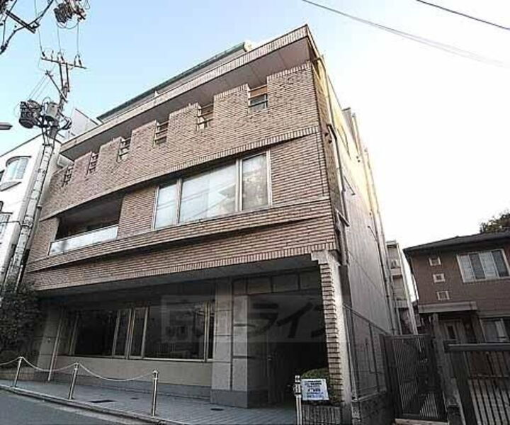 京都府京都市東山区鐘鋳町 4階建