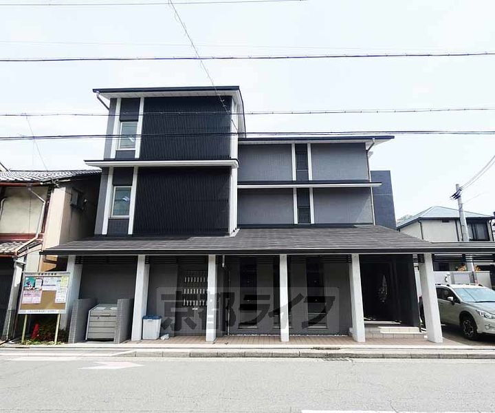 京都府京都市下京区西洞院町 3階建 築11年6ヶ月