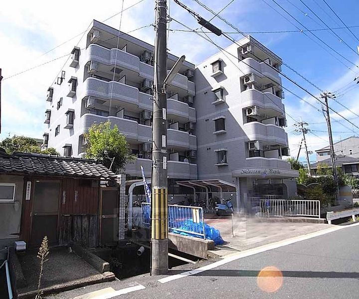 京都府京都市西京区川島玉頭町 賃貸マンション