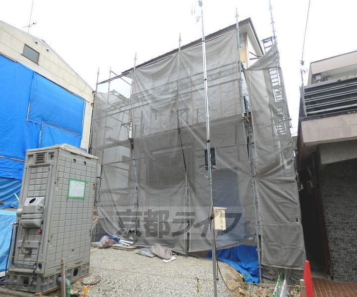 京都府京都市北区紫野南花ノ坊町 2階建 