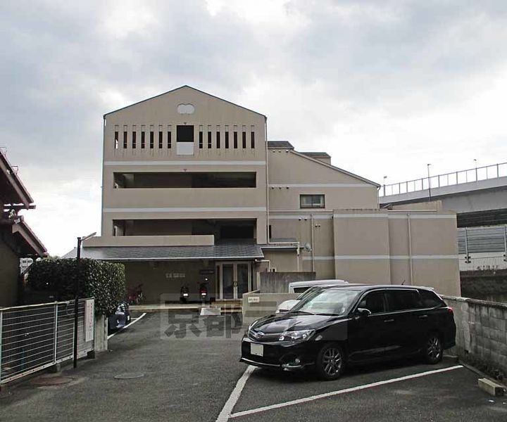 京都府京都市西京区大枝沓掛町 5階建 築30年8ヶ月