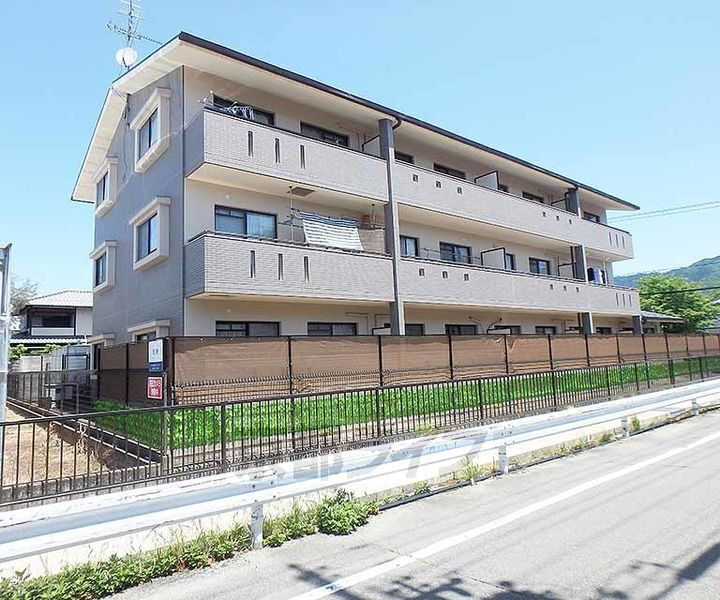 京都府京都市左京区岩倉北桑原町 賃貸マンション