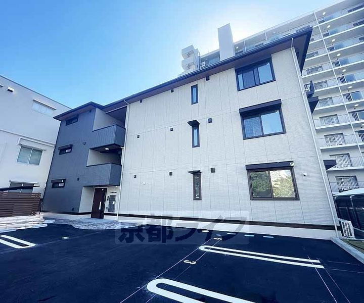 ヌーベル・ヴィ—侍従池