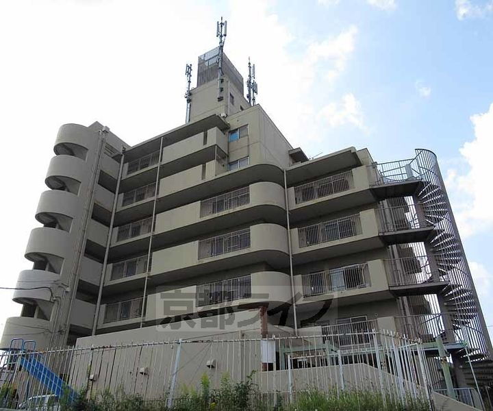 大阪府枚方市田口４丁目 賃貸マンション