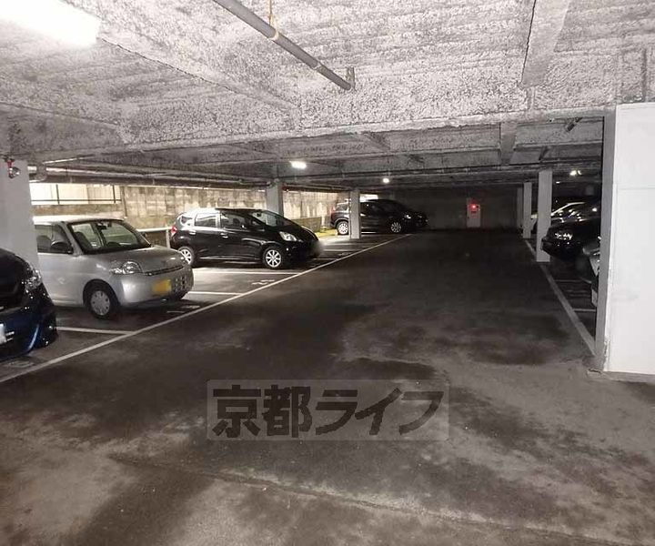 大阪府枚方市長尾元町１丁目 賃貸マンション