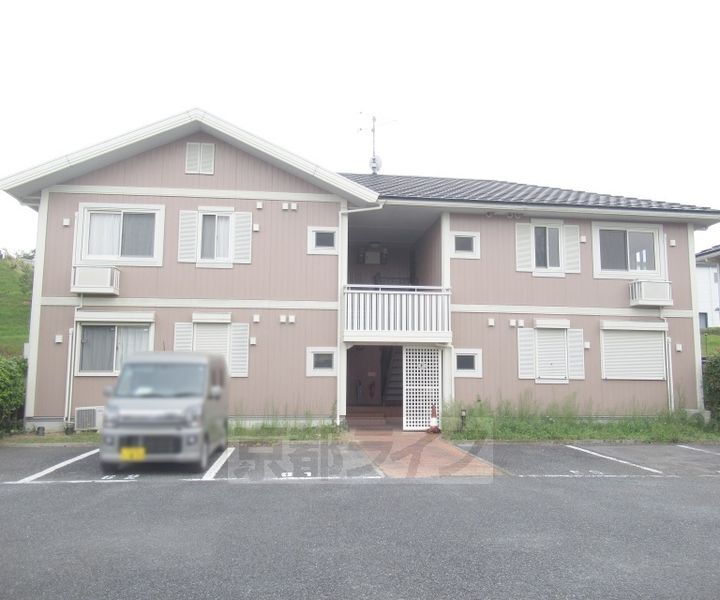 京都府木津川市梅美台７丁目 賃貸アパート