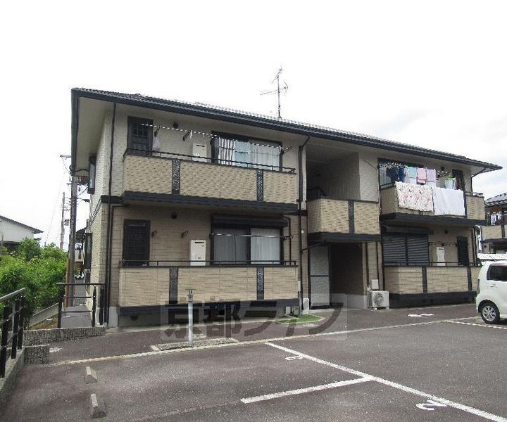 京都府木津川市梅美台７丁目 賃貸アパート