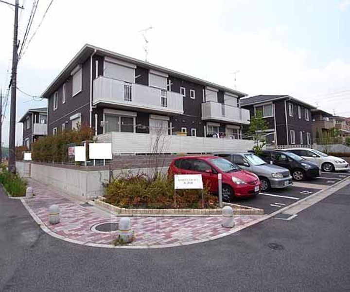 京都府木津川市梅美台３丁目 賃貸アパート