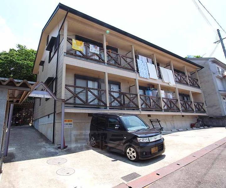 京都府木津川市木津内田山 2階建 築26年6ヶ月