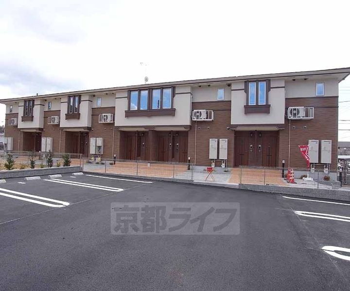 京都府木津川市州見台１丁目 賃貸アパート