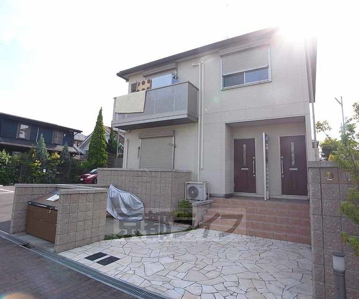 京都府相楽郡精華町光台４丁目 賃貸アパート