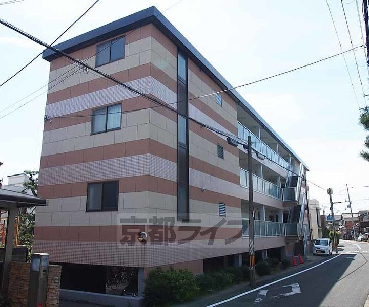京都府乙訓郡大山崎町字大山崎小字尻江 築29年7ヶ月 3階建