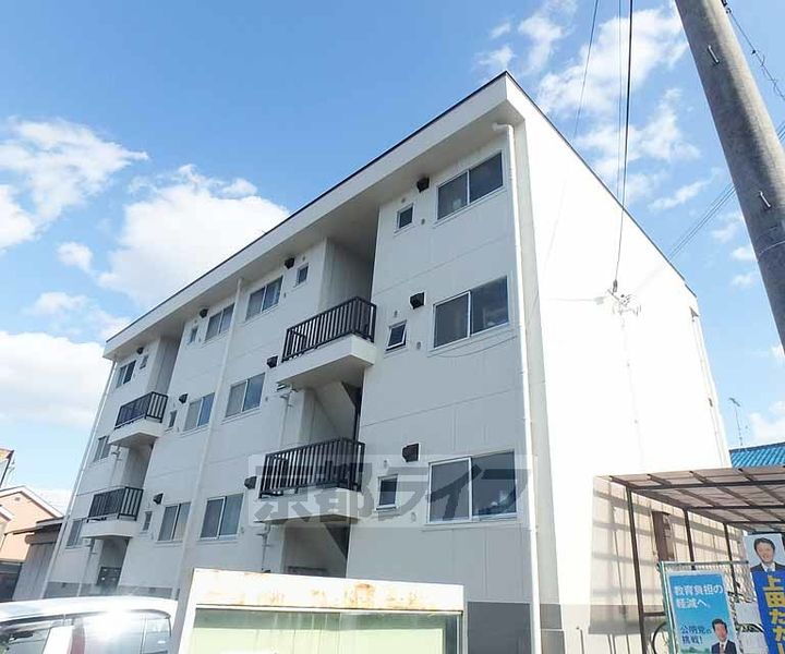 京都府向日市鶏冠井町大極殿 築43年8ヶ月 3階建