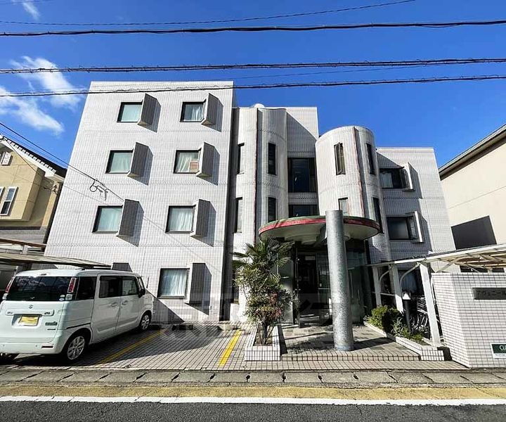 京都府向日市上植野町樋爪 築35年9ヶ月 4階建