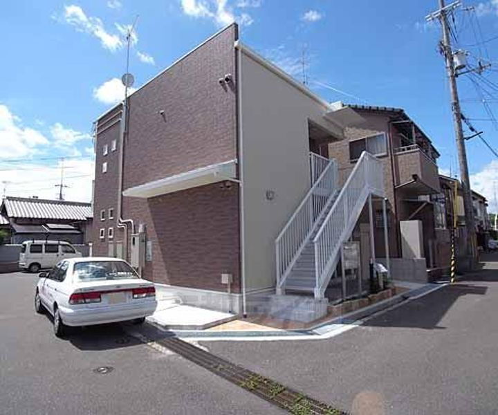 京都府京田辺市興戸下ノ川原 賃貸アパート