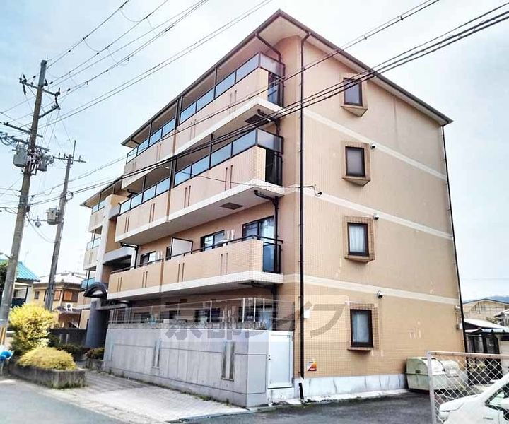 京都府京都市右京区梅津上田町 4階建 築32年2ヶ月