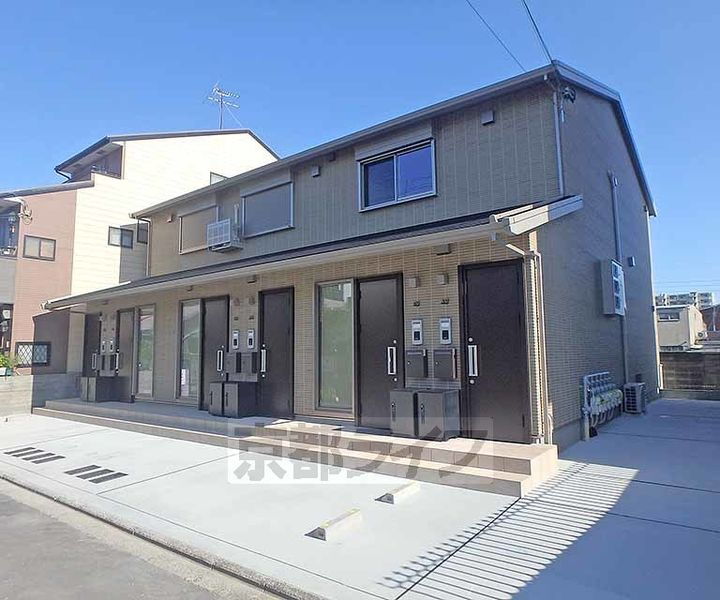 京都府京都市中京区西ノ京藤ノ木町 賃貸アパート