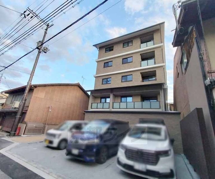 京都府京都市上京区継孝院町 賃貸マンション