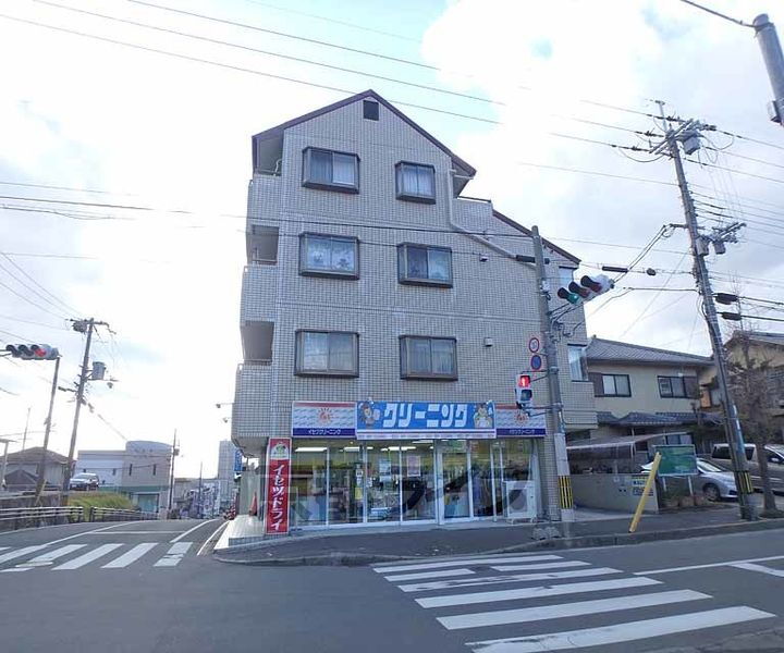 京都府八幡市男山長沢 賃貸マンション