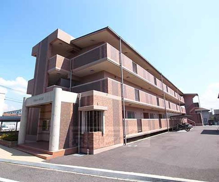 京都府八幡市男山金振 賃貸マンション