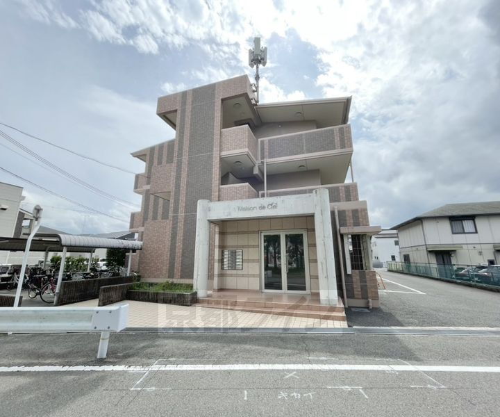 京都府八幡市男山金振 賃貸マンション