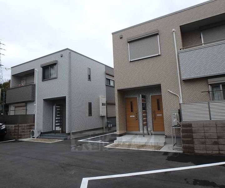 京都府八幡市八幡隅田口 賃貸アパート
