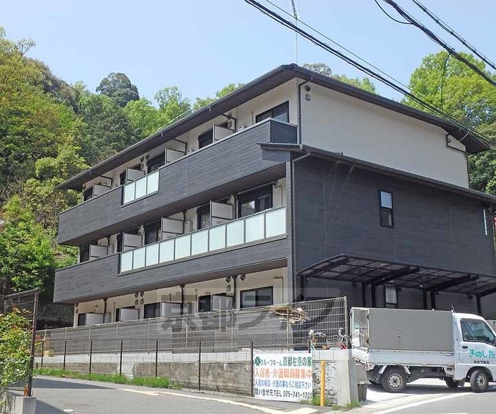 京都府京都市左京区静市市原町 賃貸マンション