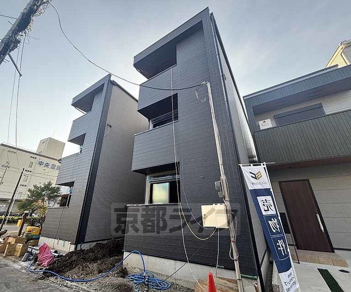 京都府京都市中京区西ノ京塚本町 賃貸アパート