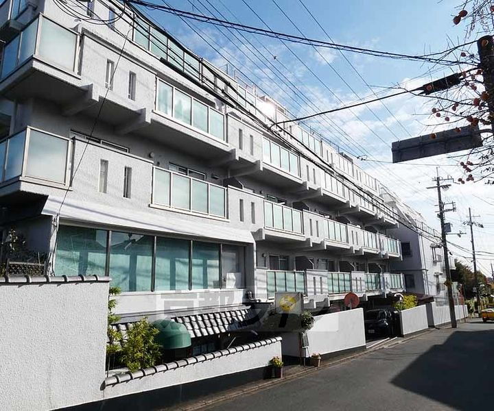 京都府京都市右京区御室竪町 築39年9ヶ月 6階建